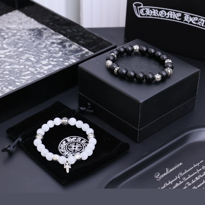 Ch**me He**ts bracelets